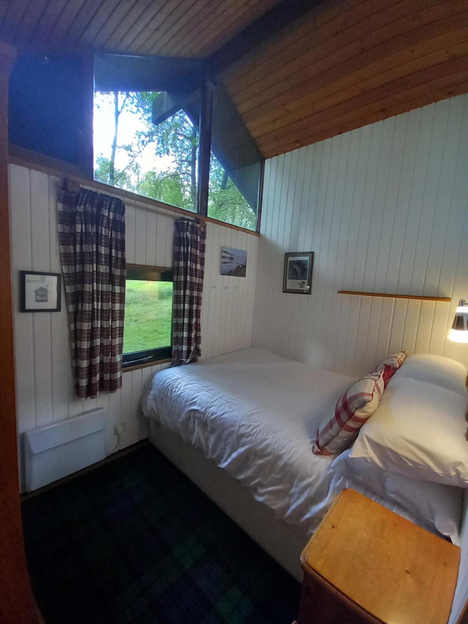 Loch Aweside Forest Cabins Dalavich Pokój zdjęcie