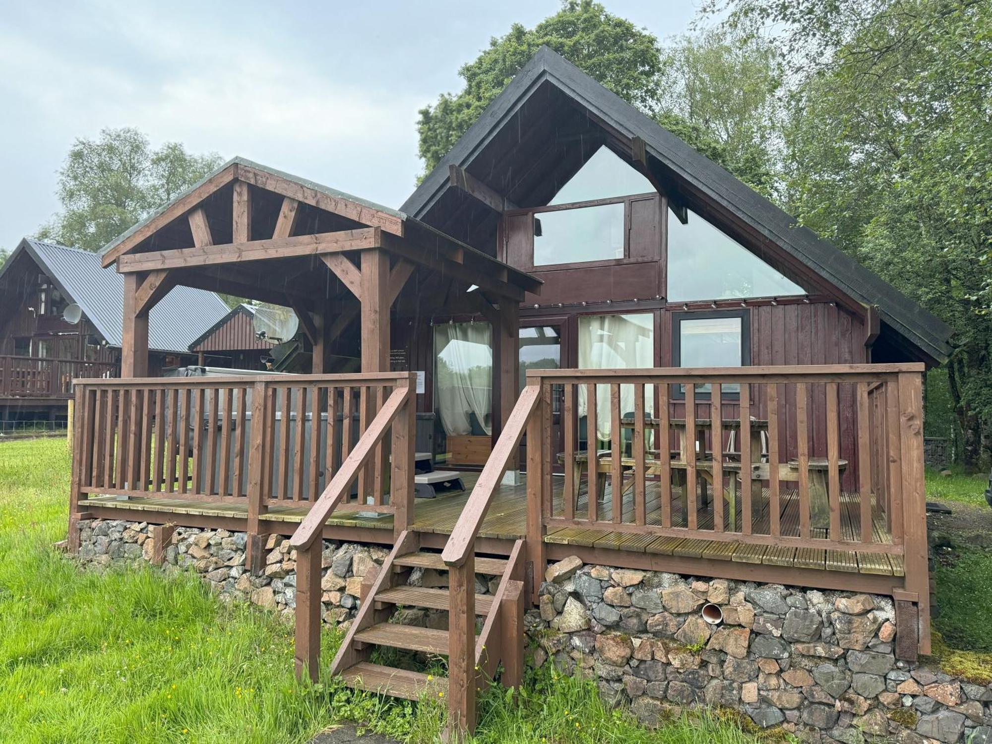 Loch Aweside Forest Cabins Dalavich Zewnętrze zdjęcie